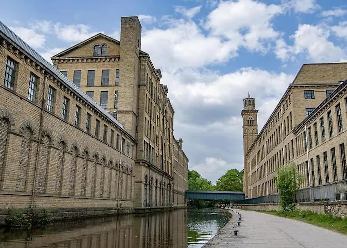 Beautiful, Relaxing Home In Central Saltaire
