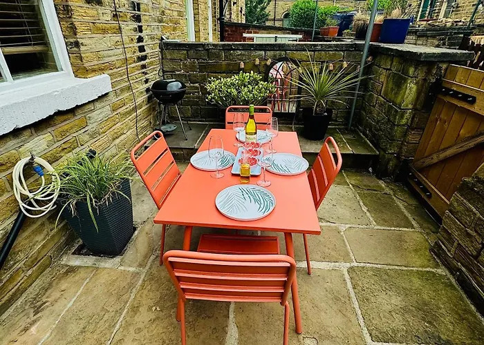 Beautiful, Relaxing Home In Central Saltaire