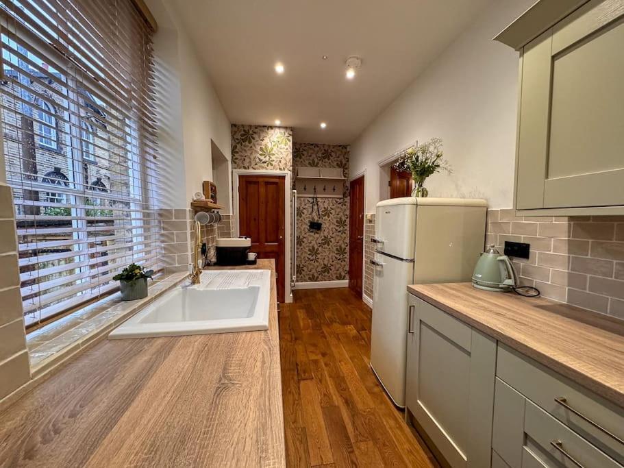 Beautiful, Relaxing In Holiday home Saltaire